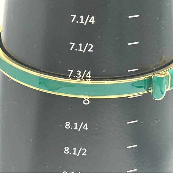 Kate Spade Take a Bow Green Bangle Bracelet - Picture 4 of 4